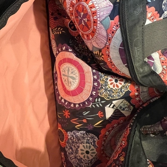 LESPORTSAC weekender carryon travel large duffle multi print - Picture 12 of 13